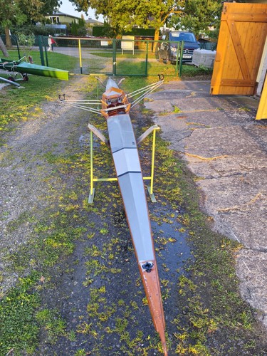 Skiff renneiner aus - skiff, |